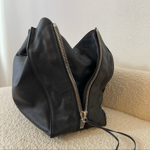 Balenciaga Black Veau Papier A4 Zip Around Tote Handbag - Picture 10 of 15